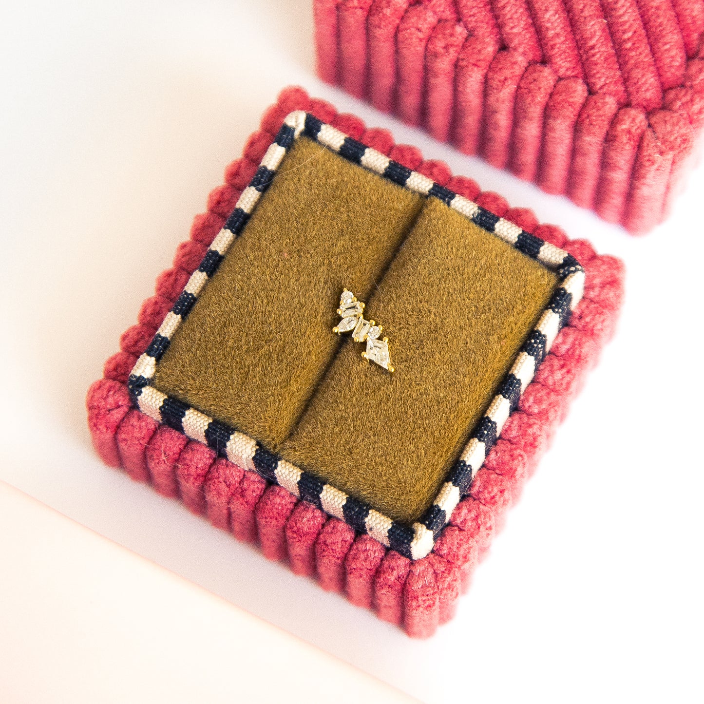 Diamond Creeper Flatback Stud