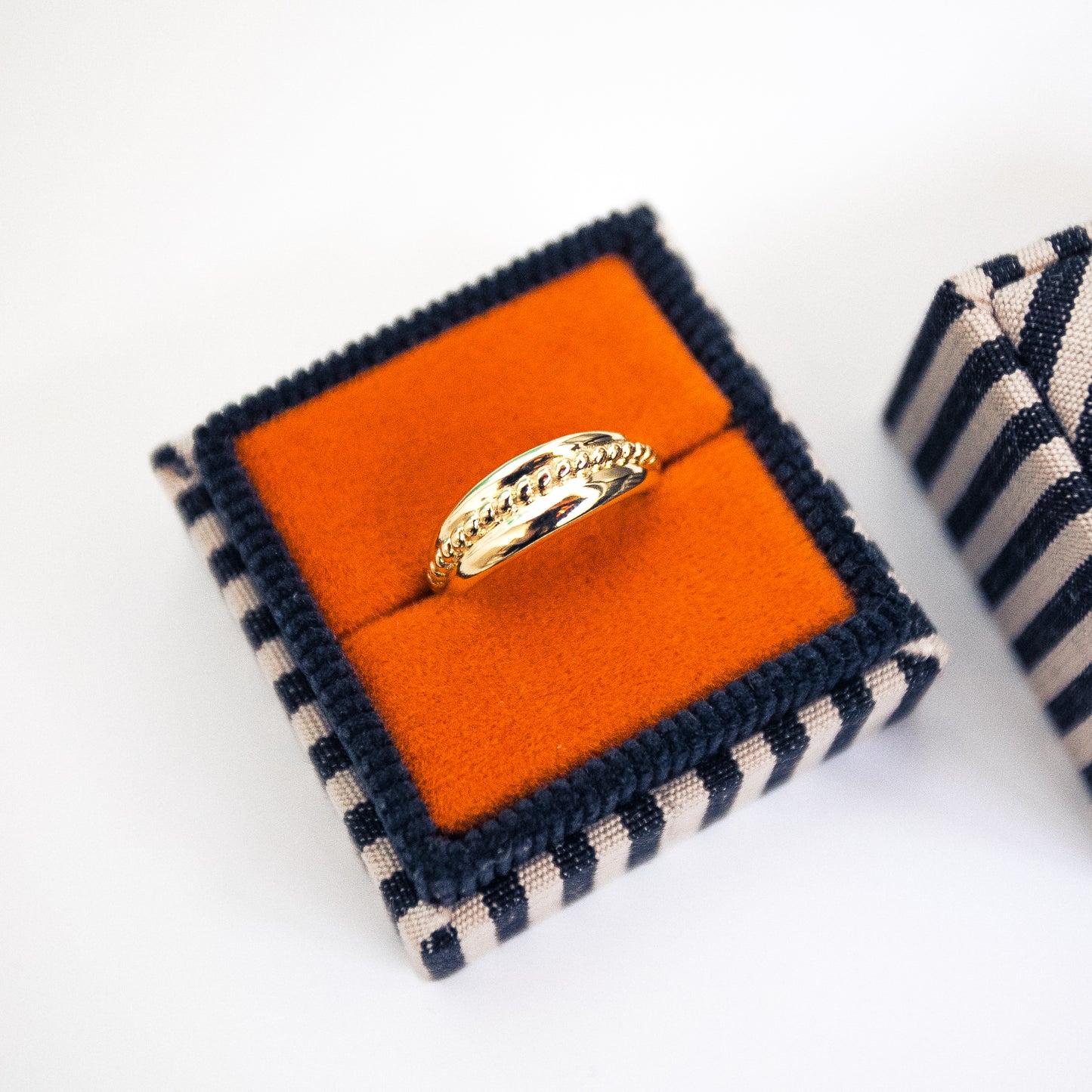 Groovy Ring