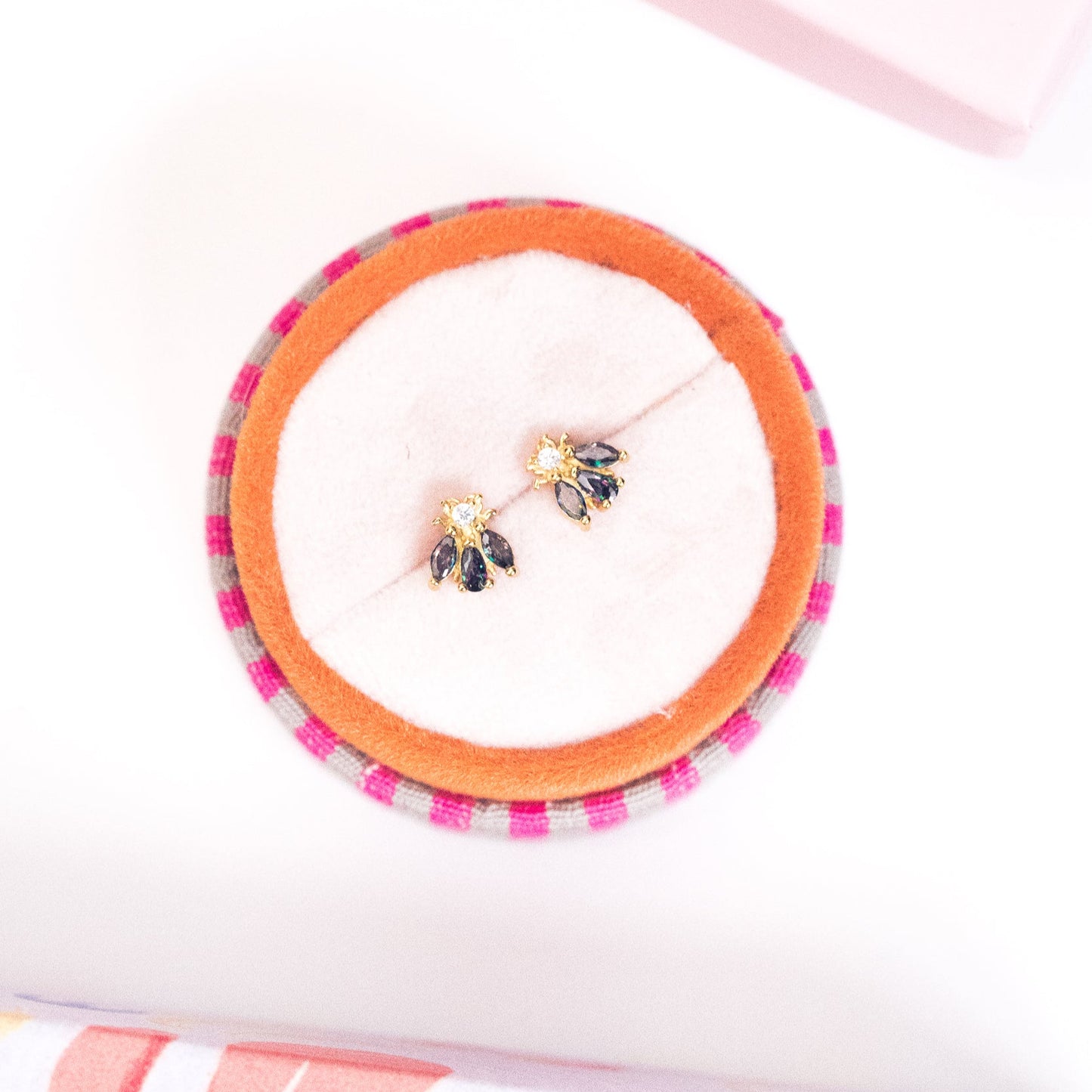 Float Studs