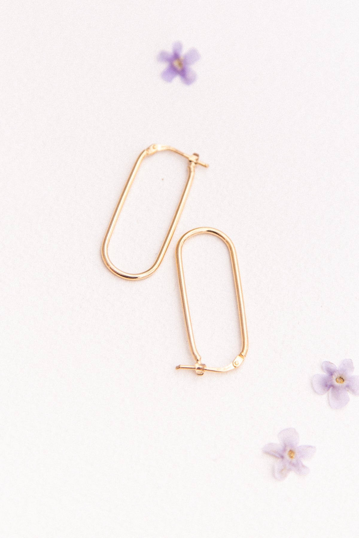 9ct Gold Paperclip Earrings