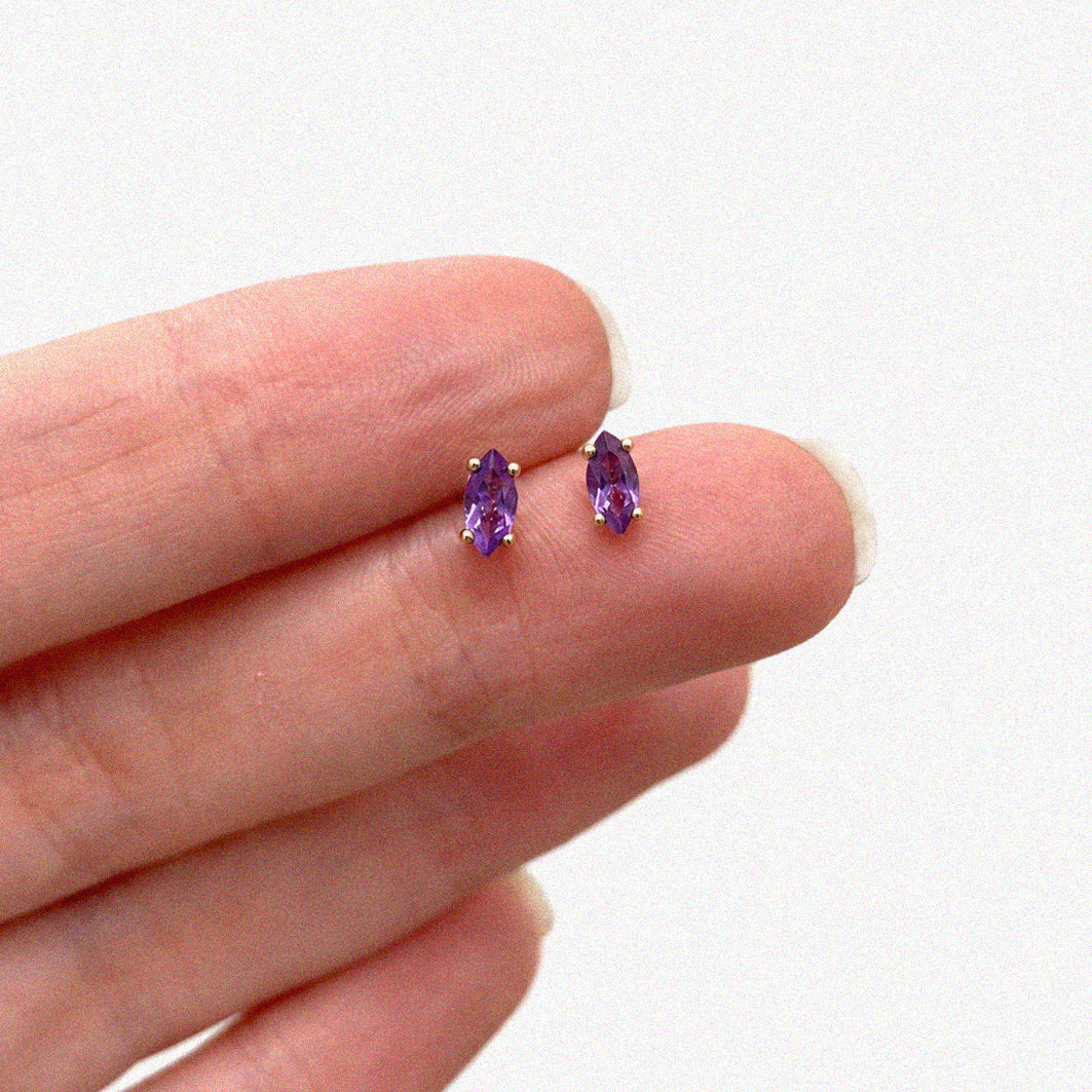 14kt Amethyst Plum Studs
