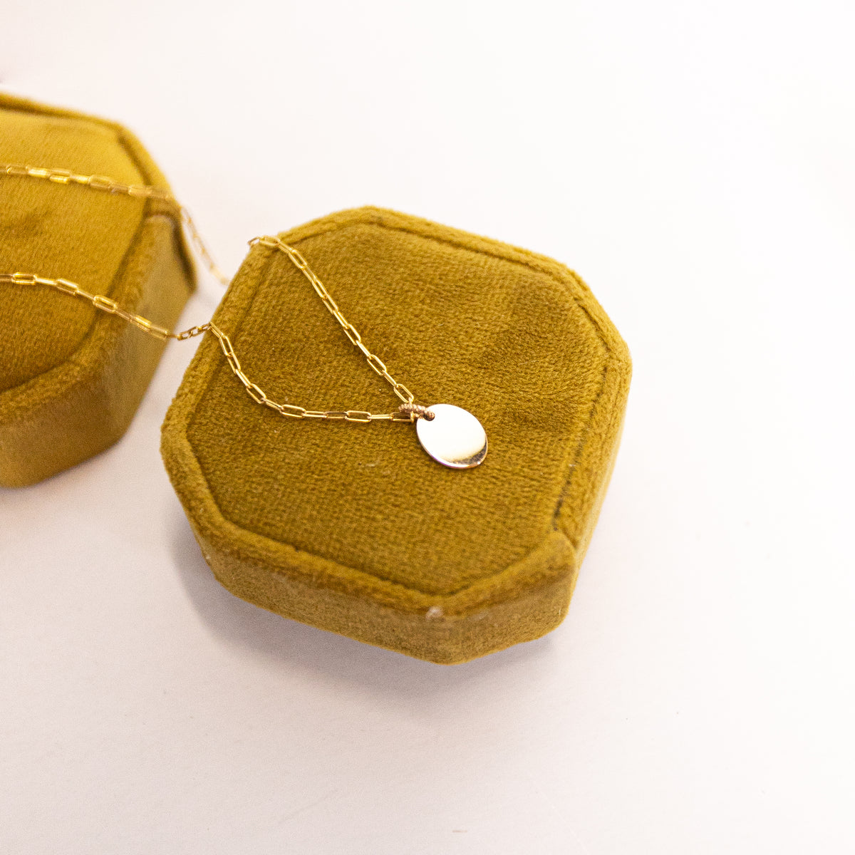 14kt Story Pendant