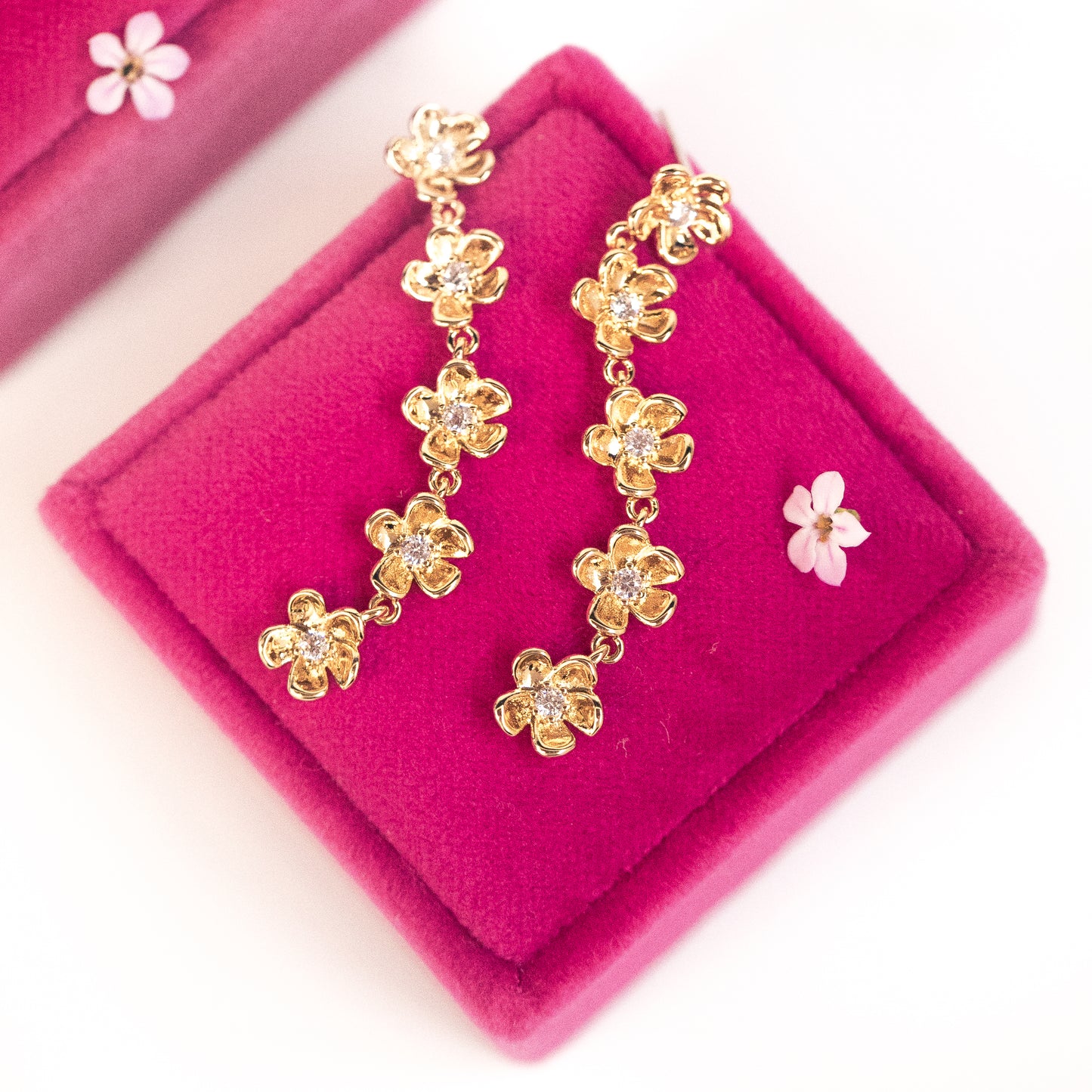 Daisy Chain Drops