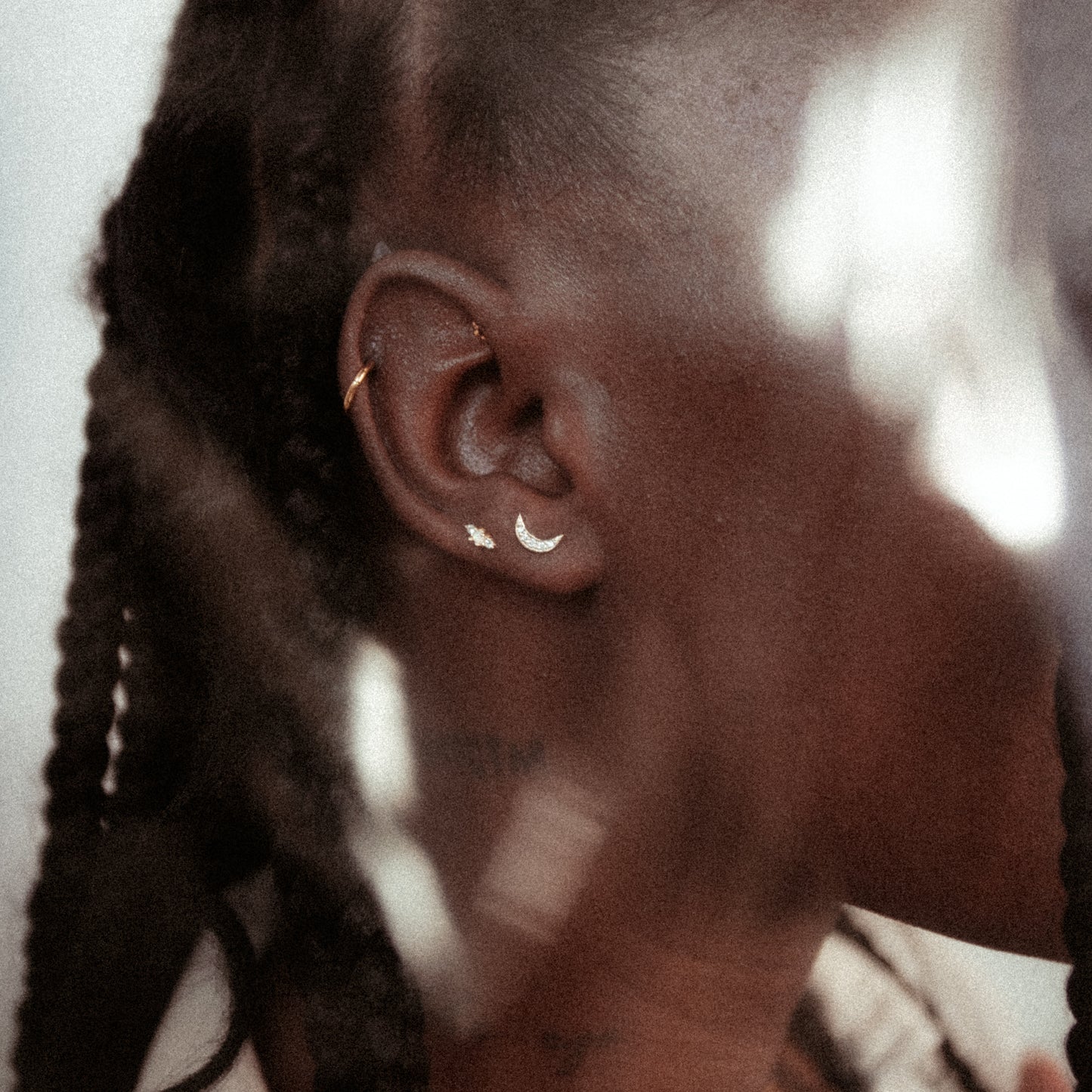 Petite Flatback Stud