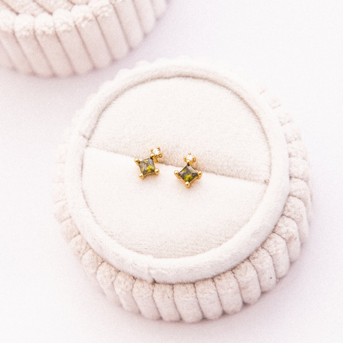 Moss Studs